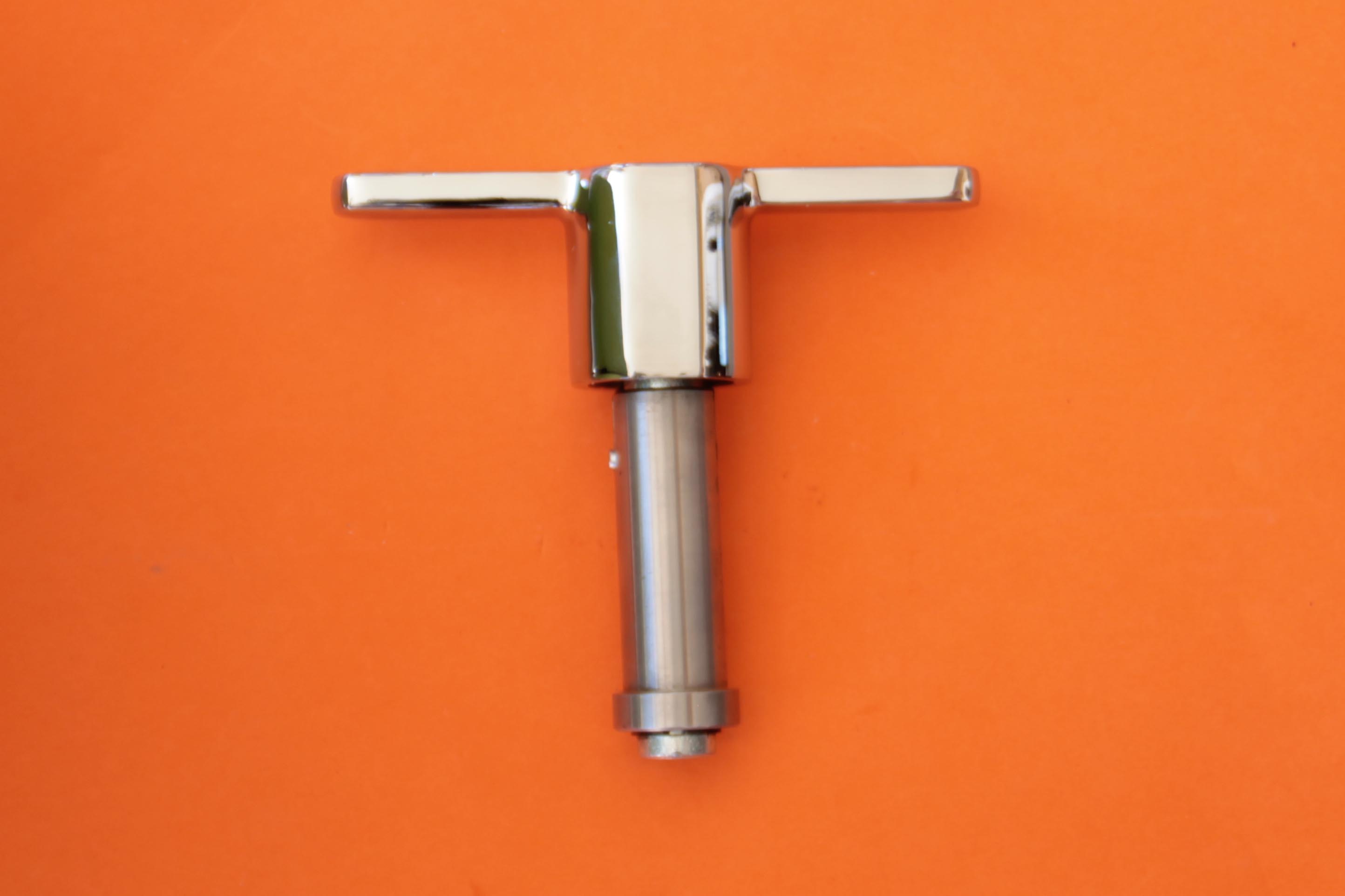 T_Handle
